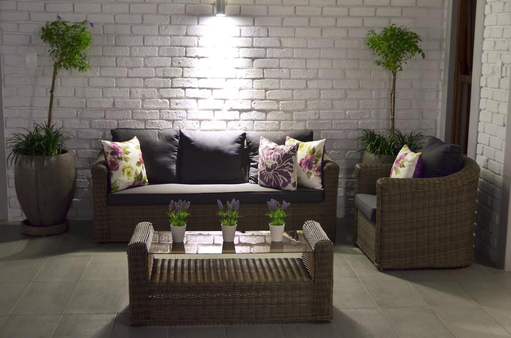 Yalla Yalla Boutique Hotel Witbank Ngoại thất bức ảnh