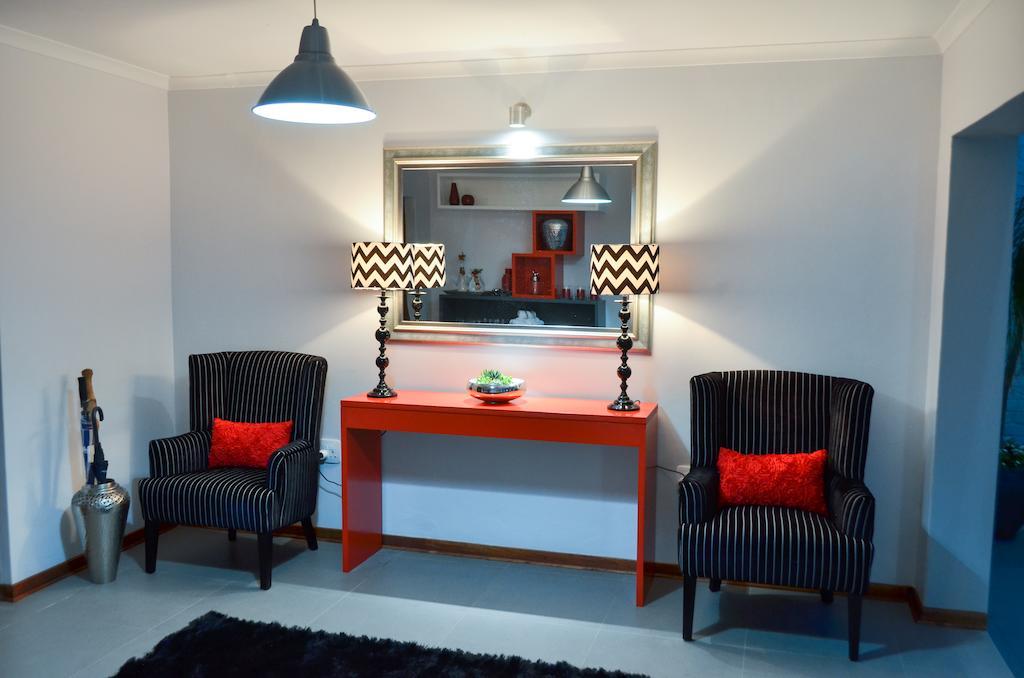 Yalla Yalla Boutique Hotel Witbank Ngoại thất bức ảnh
