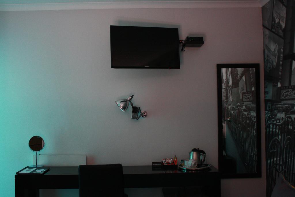 Yalla Yalla Boutique Hotel Witbank Ngoại thất bức ảnh