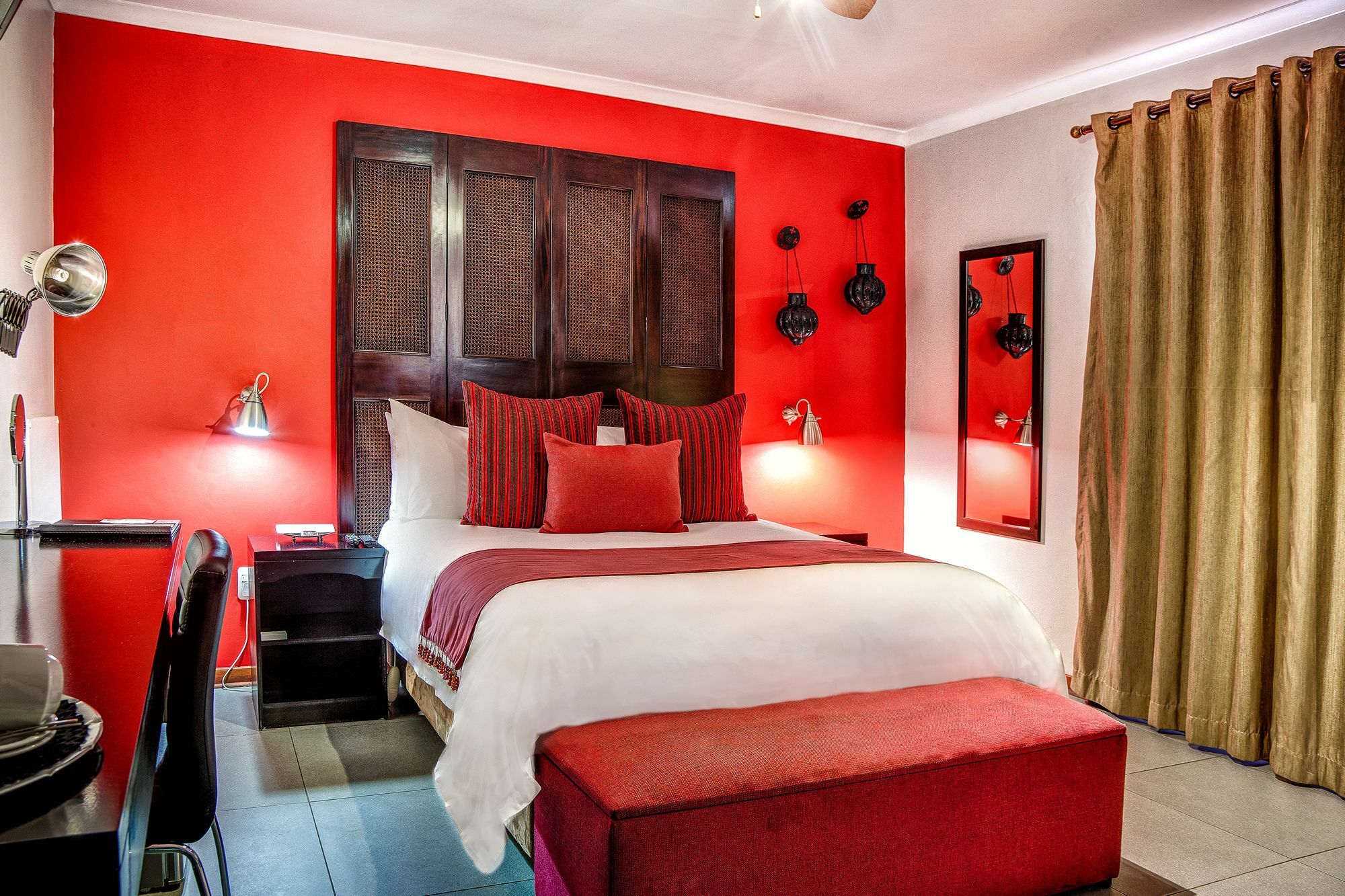 Yalla Yalla Boutique Hotel Witbank Ngoại thất bức ảnh